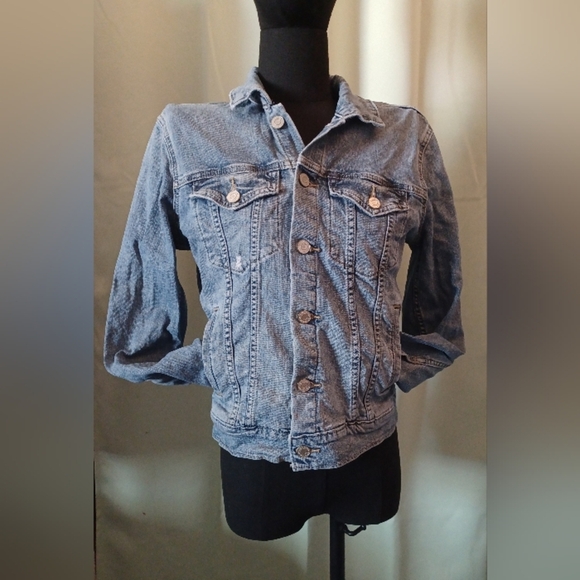 A Lucky Brand Tomboy Trucker Blue Denim Jean Jacket - Picture 8 of 16
